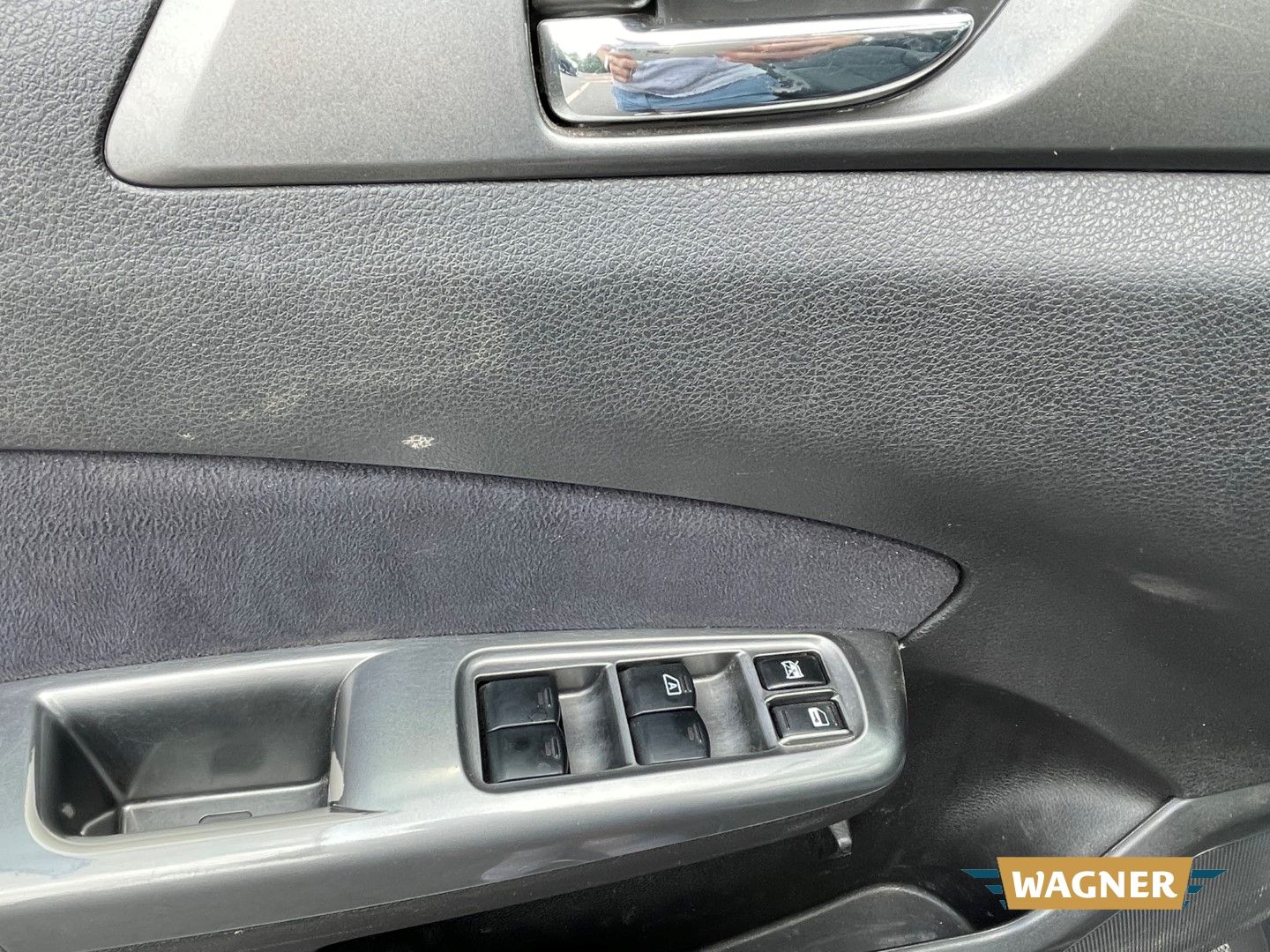 Fahrzeugabbildung Subaru Forester Active 2.0D DPF Motorschaden