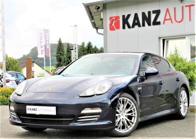 Porsche Panamera 4