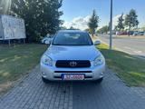 Toyota RAV 4 2.0-l-VVT-i 4x4 Executive Automatik - Toyota RAV 4: Automat