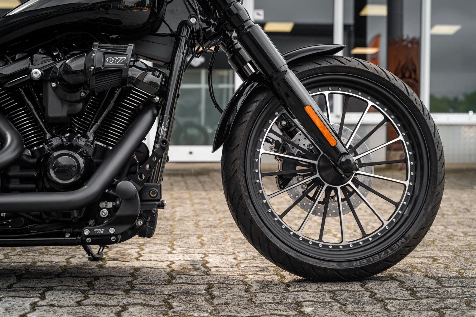 Fahrzeugabbildung Harley-Davidson FXBR Breakout 117 - Custom Umbau by HD-Kiel