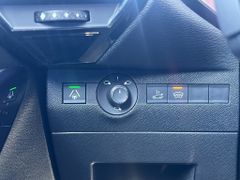 Fahrzeugabbildung DS Automobiles DS 7 BlueHDI 1.5 Opera PANORAMADACH
