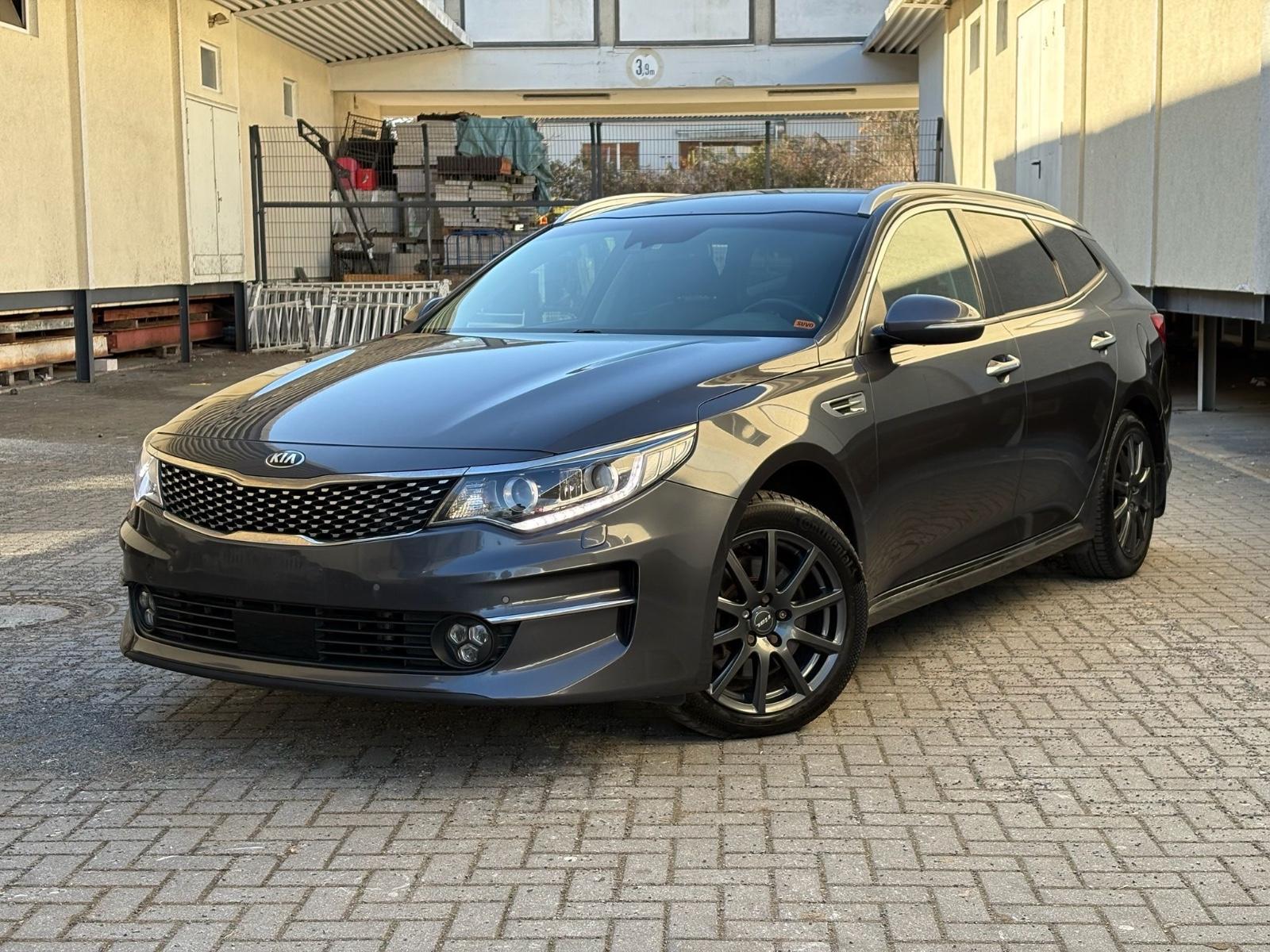 Kia Optima Sportswagon Edition 7 CAM SzH ACC LED