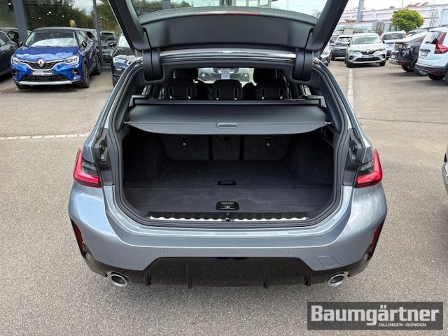 Fahrzeugabbildung BMW 330 i xDrive M-Sport Touring Kamera/ACC/Sitzh.