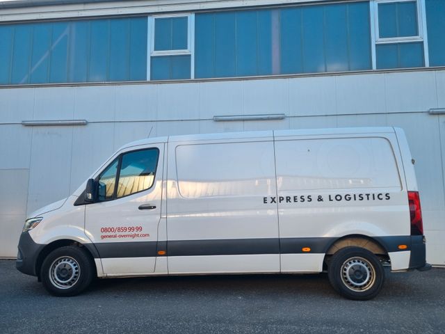 Mercedes-Benz Sprinter III Kasten FWD 215 CDI  L2 MBUX/LED/Aut