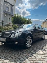 Mercedes-Benz Mercedes E240 - Mercedes-Benz E 240 aus 2002