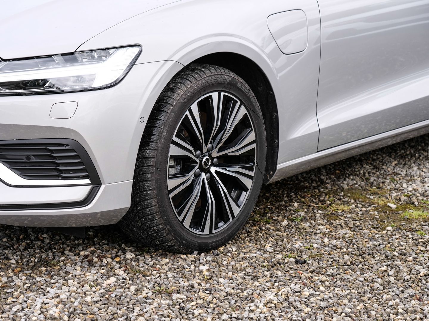 Volvo V60 Kombi Ultra Bright Recharge Plug-In Hybrid A imagem 3