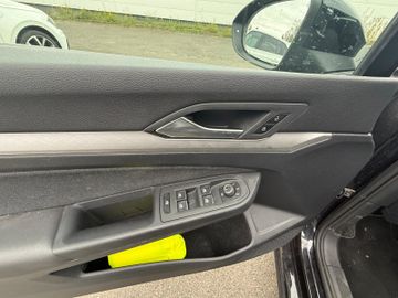 Volkswagen Golf - 12