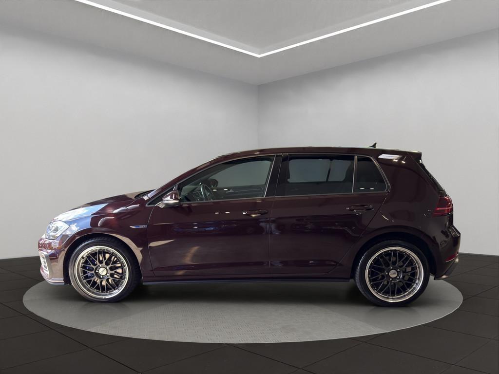 Volkswagen Golf VII 1.4 TSI Hybrid GTE AID STANDHZ LED PANO