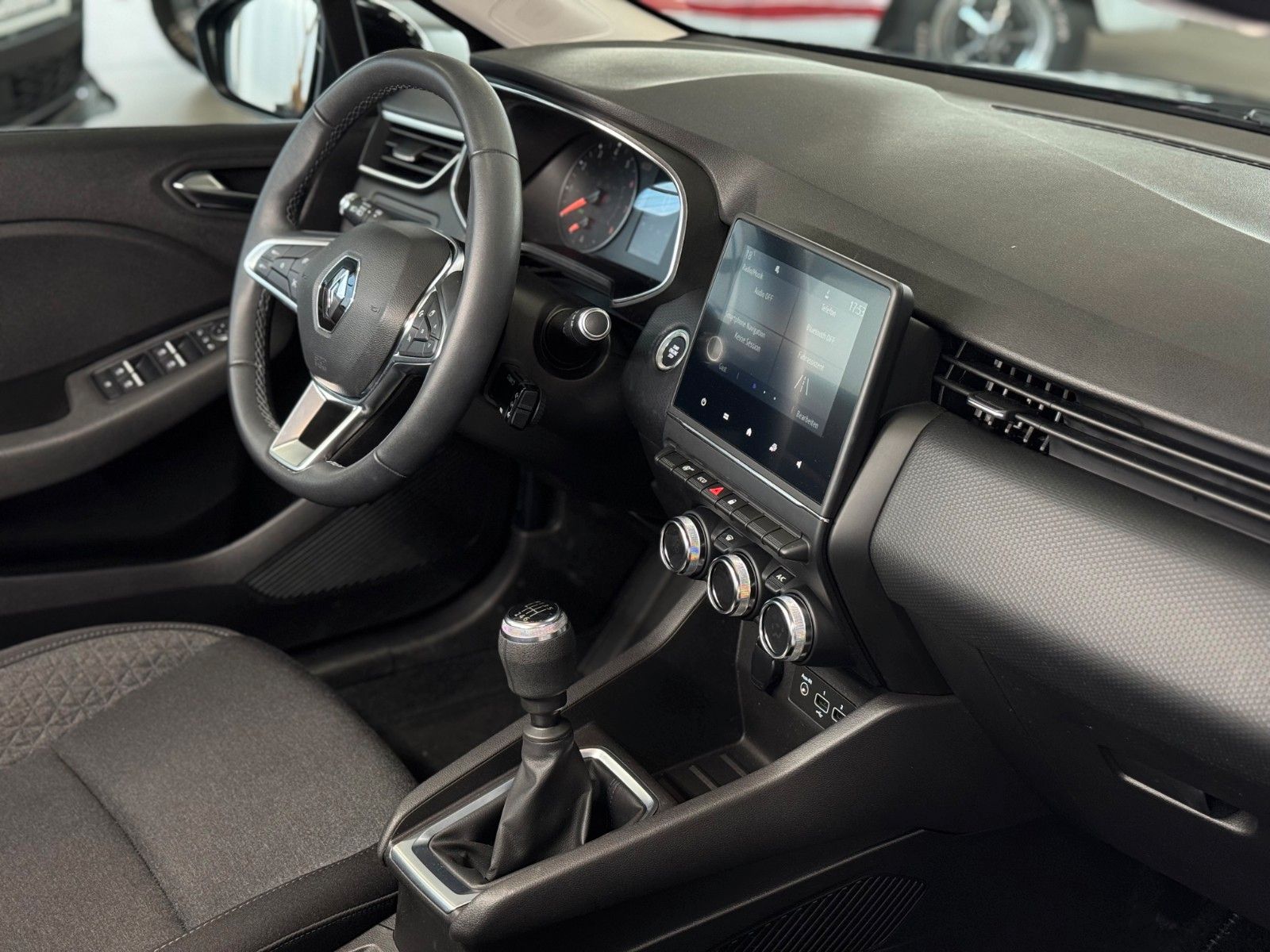 Fahrzeugabbildung Renault Clio V 1.0 TCe Zen