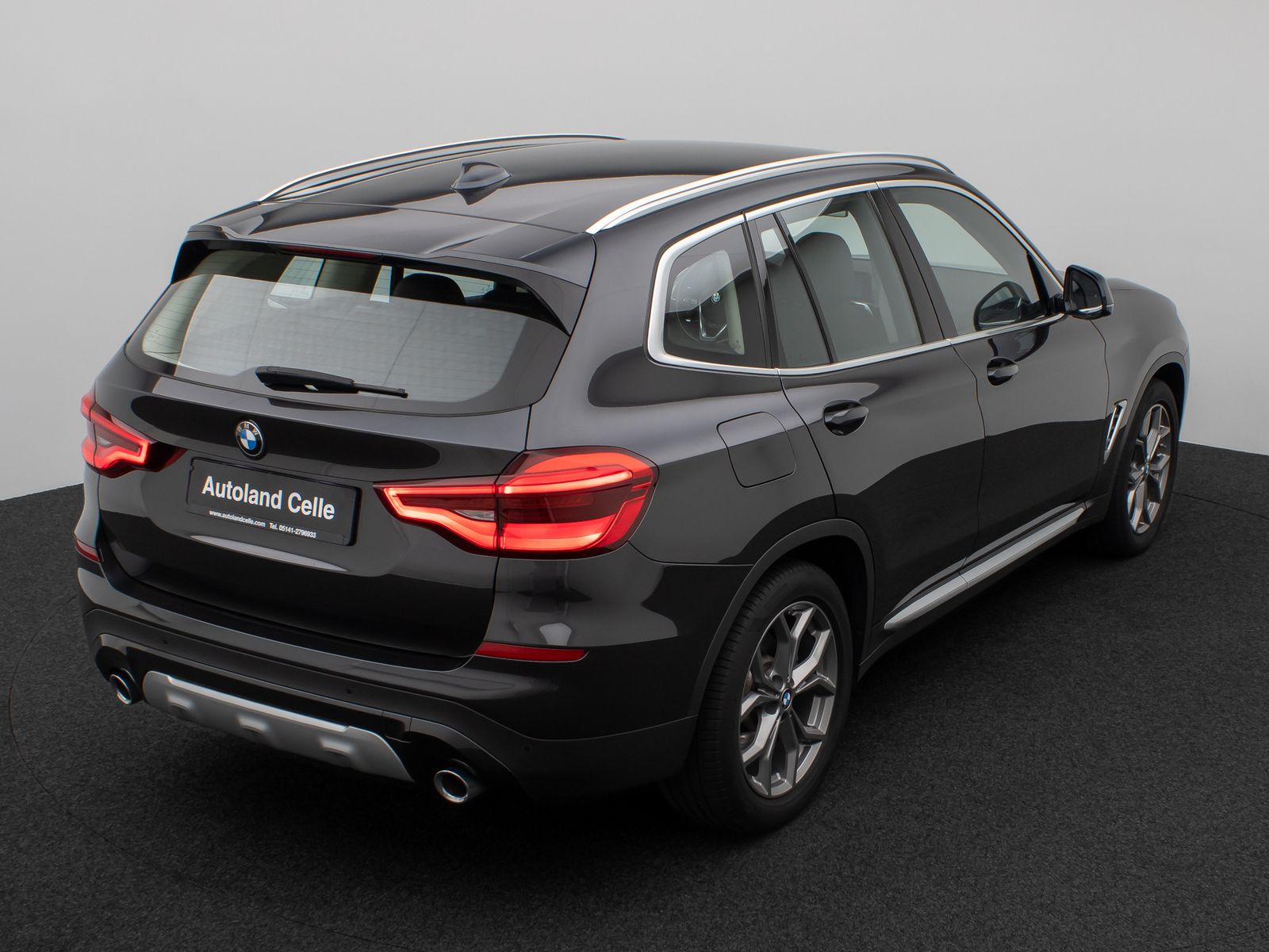 Fahrzeugabbildung BMW X3 xD20d xLine HUD DAB HiFi Lnkrhz Komfort Sport