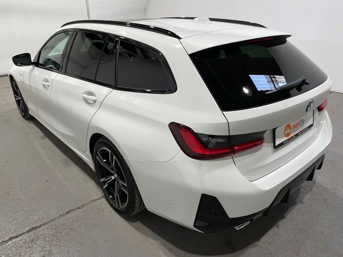 BMW 318 i Touring MSport Automatik LED Navi Pano PDC imagem 2