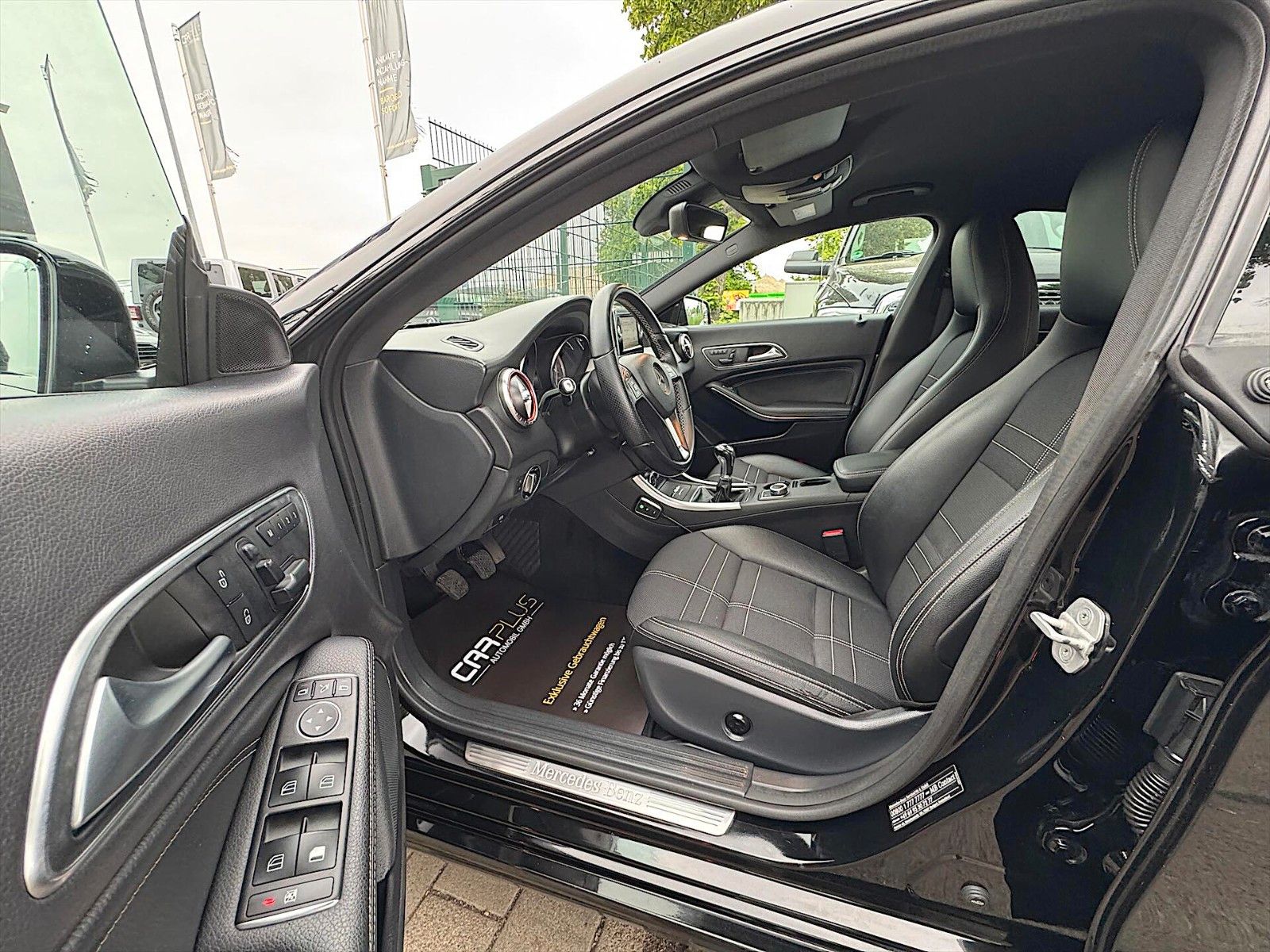Fahrzeugabbildung Mercedes-Benz CLA 200 AMG Night-Paket *LED*Kamera*Navi*Memory*