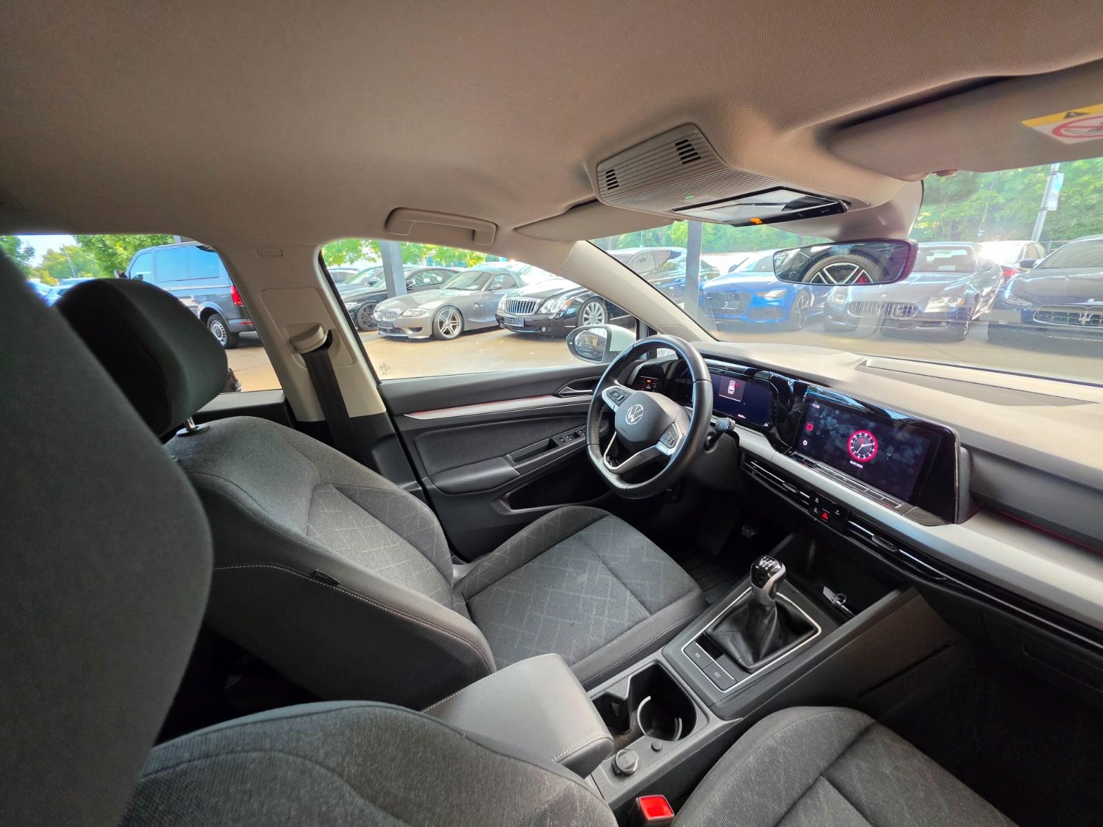 Volkswagen Golf VIII 1.5 TSI Variant Life Kamera/SZH/NAVI, миниатюра 27