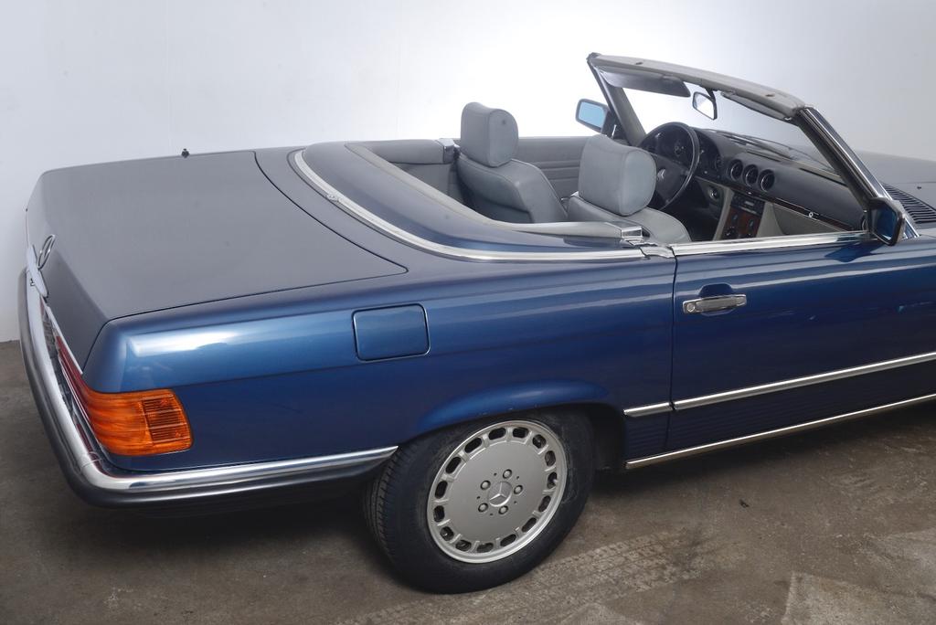 Mercedes-Benz SL 300