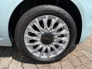 Fahrzeugabbildung Fiat 500C DolceVita Navi DAB Temp. Klimaaut. TZ uvm.