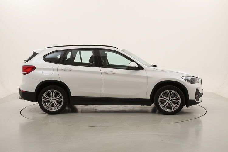 BMW X1 20d Business Advantage xDrive BR827444 2. imagem 3