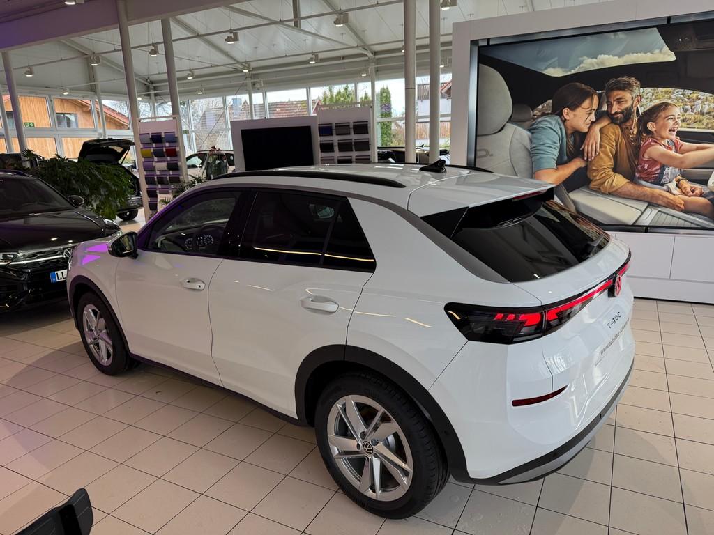 Volkswagen T-Roc 1.5eTSI DSG Life RKam Totwinkel Keyless AC, миниатюра 7