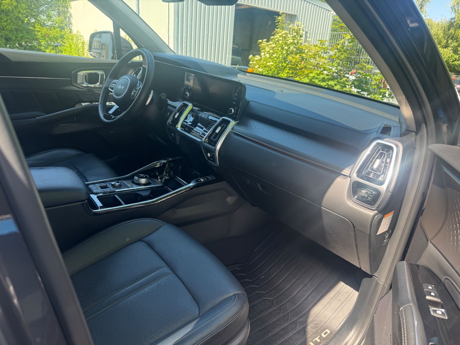 Fahrzeugabbildung Kia Sorento Platinum 4WD LED+ACC+BOSE+NAVI