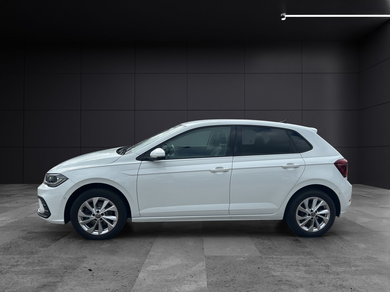 Fahrzeugabbildung Volkswagen Polo Style TSI DSG IQ.Light ACC SH PDC AppConnec