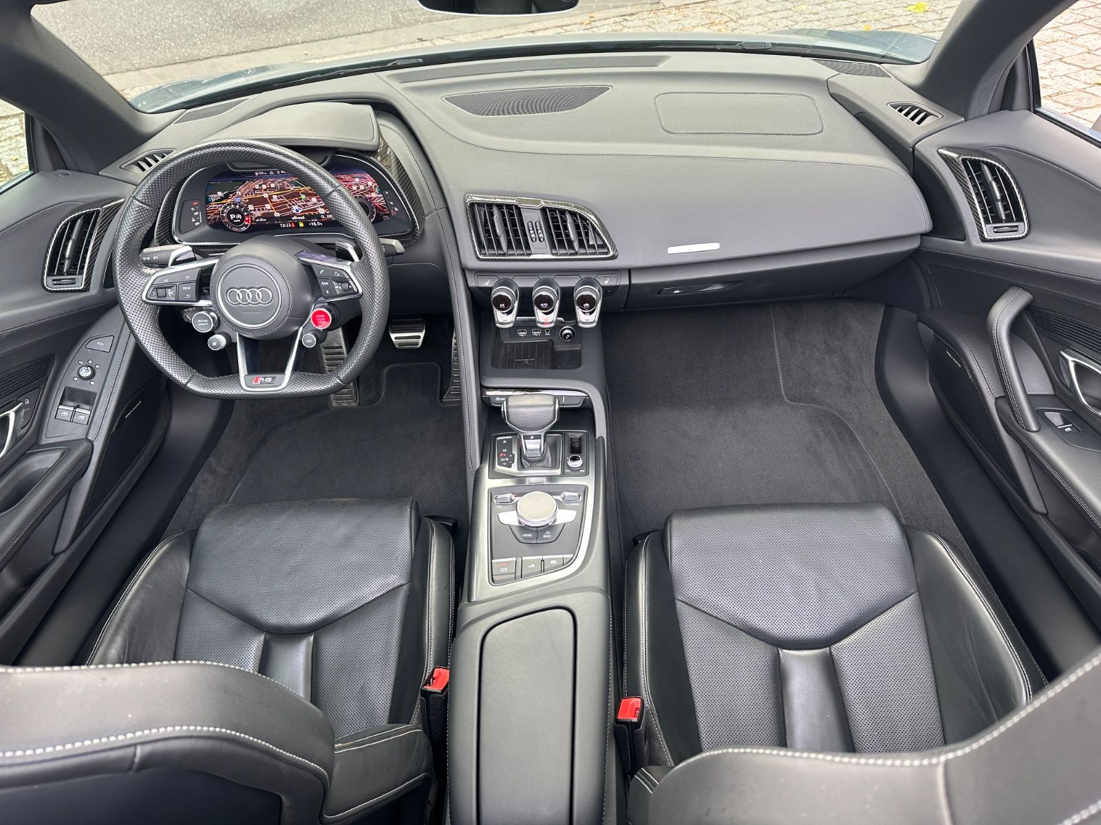 Fahrzeugabbildung Audi R8 Spyder 5.2 quattro performance*CARBON*KERAMIK