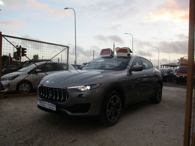 Maserati Levante 275 CV 88000 KM (NUOVA) 2019