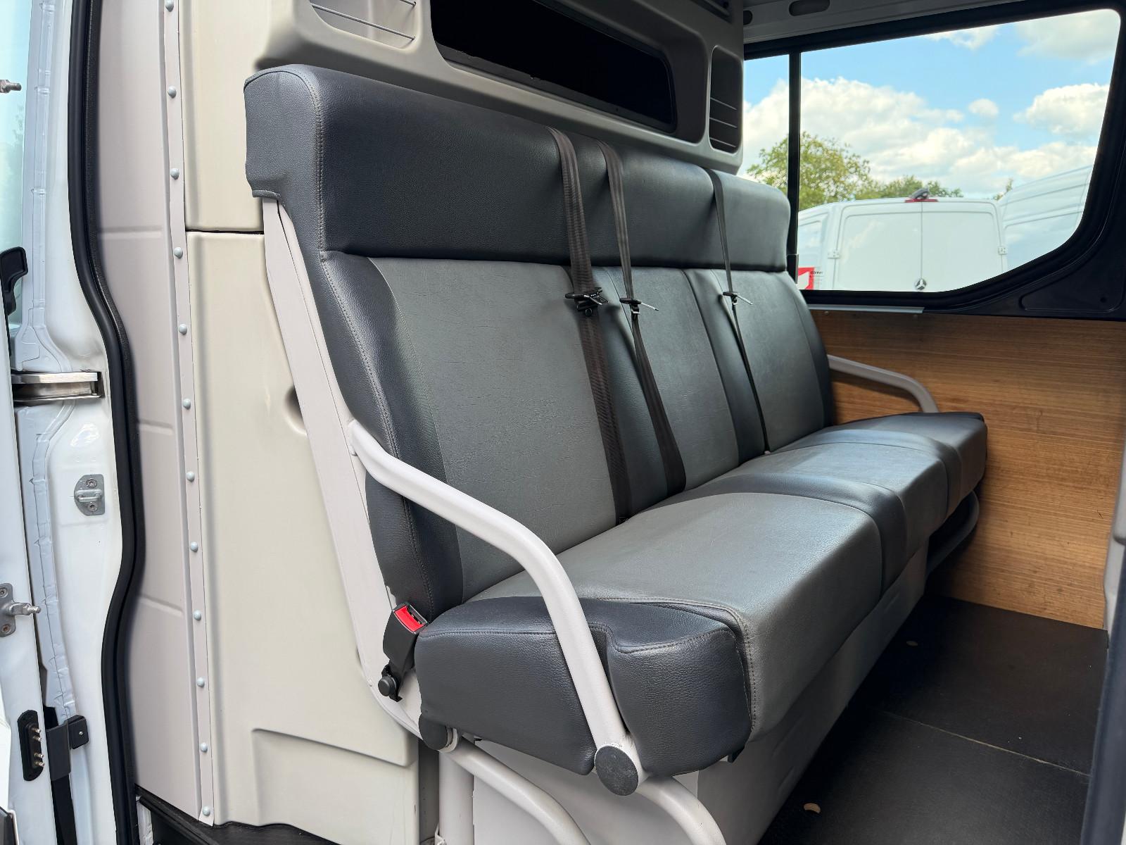 Iveco Daily 3,0L Diesel 35S18 Kasten Mixto *AHK3,5t*