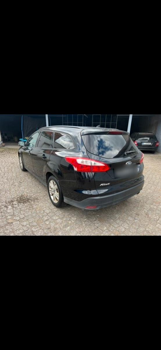 Ford Focus 2012 — photo 7