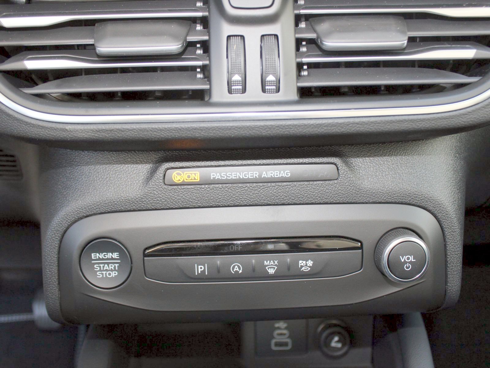 Fahrzeugabbildung Ford Focus Titanium X 1,0 EcoBoost MildHybrid
