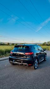 Renault Clio RS TCe 200 EDC RS - Renault Clio in Halle