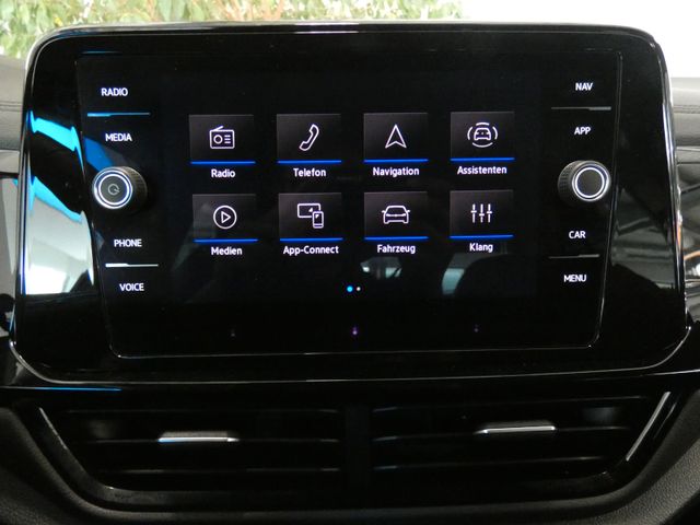 T-Roc 2.0 TDI Style DSG Black Style AHK 19 Zoll