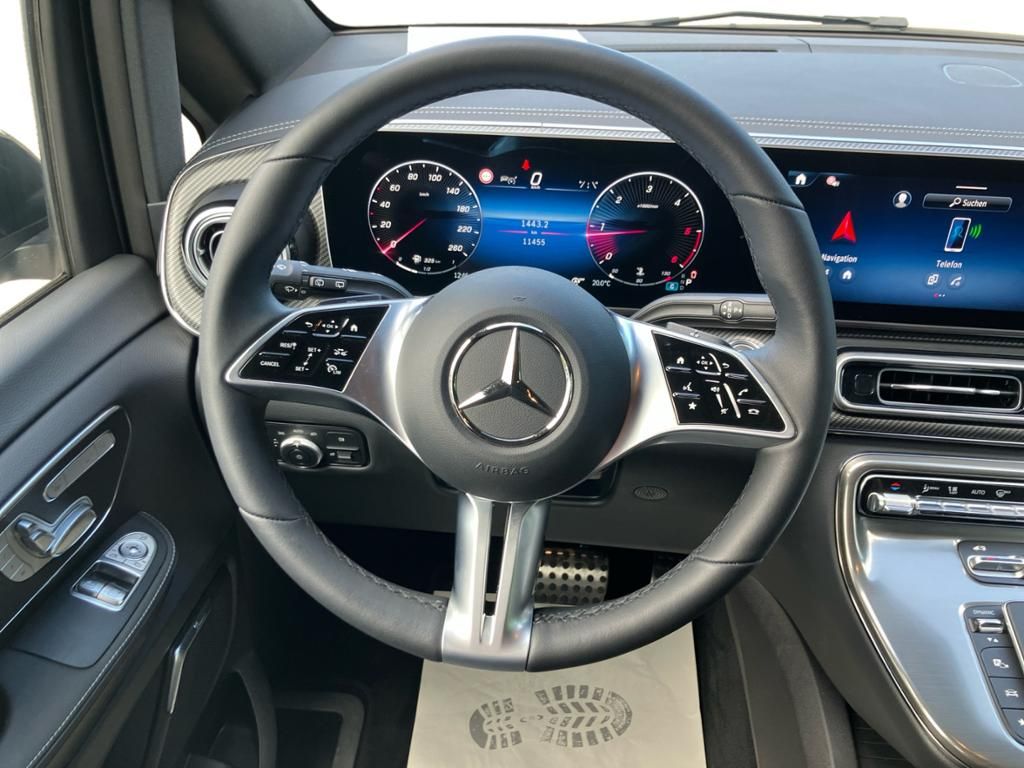Fahrzeugabbildung Mercedes-Benz V 300 d EXCLUSIVE Lang AMG Line+Night Paket