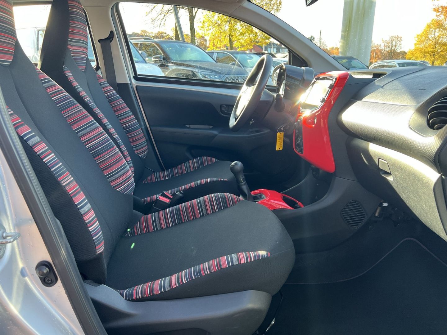 Fahrzeugabbildung Citroën C1 VTi 68 Airscape Feel Faltdach Notbremsass.