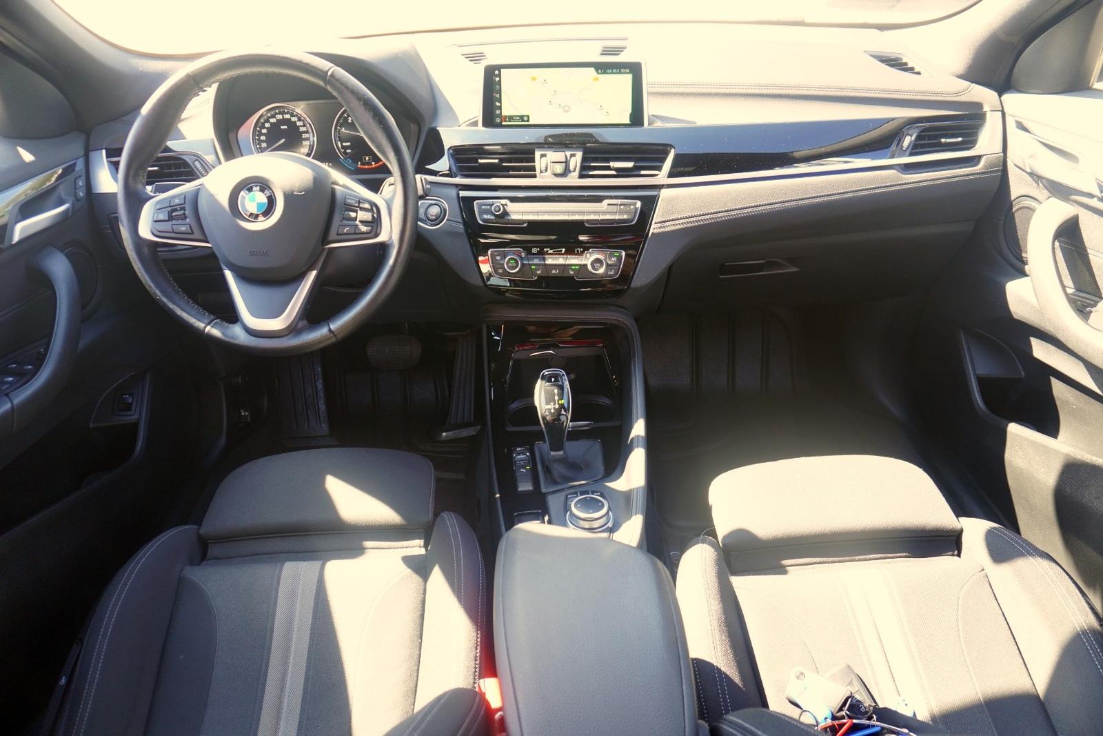 BMW X2 sDrive 18 i Advantage Plus LED Navi DAB PDC, миниатюра 11