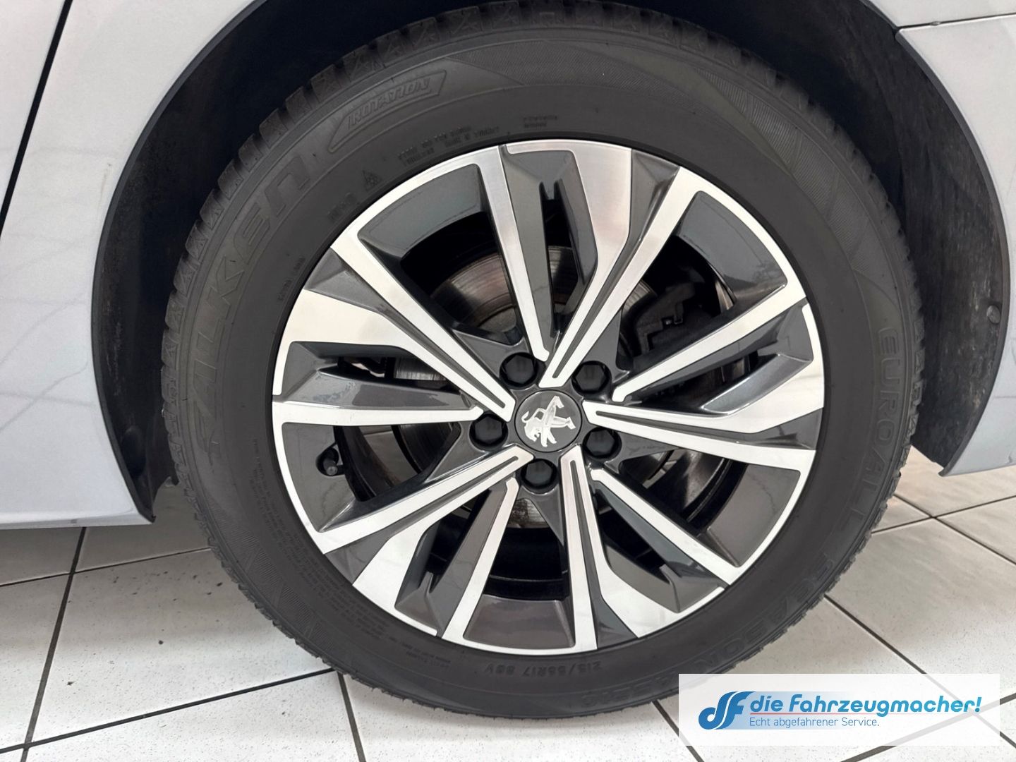 Fahrzeugabbildung Peugeot 508 SW Allure Pack 1.5 BlueHDi 130 EU6d Navi 360