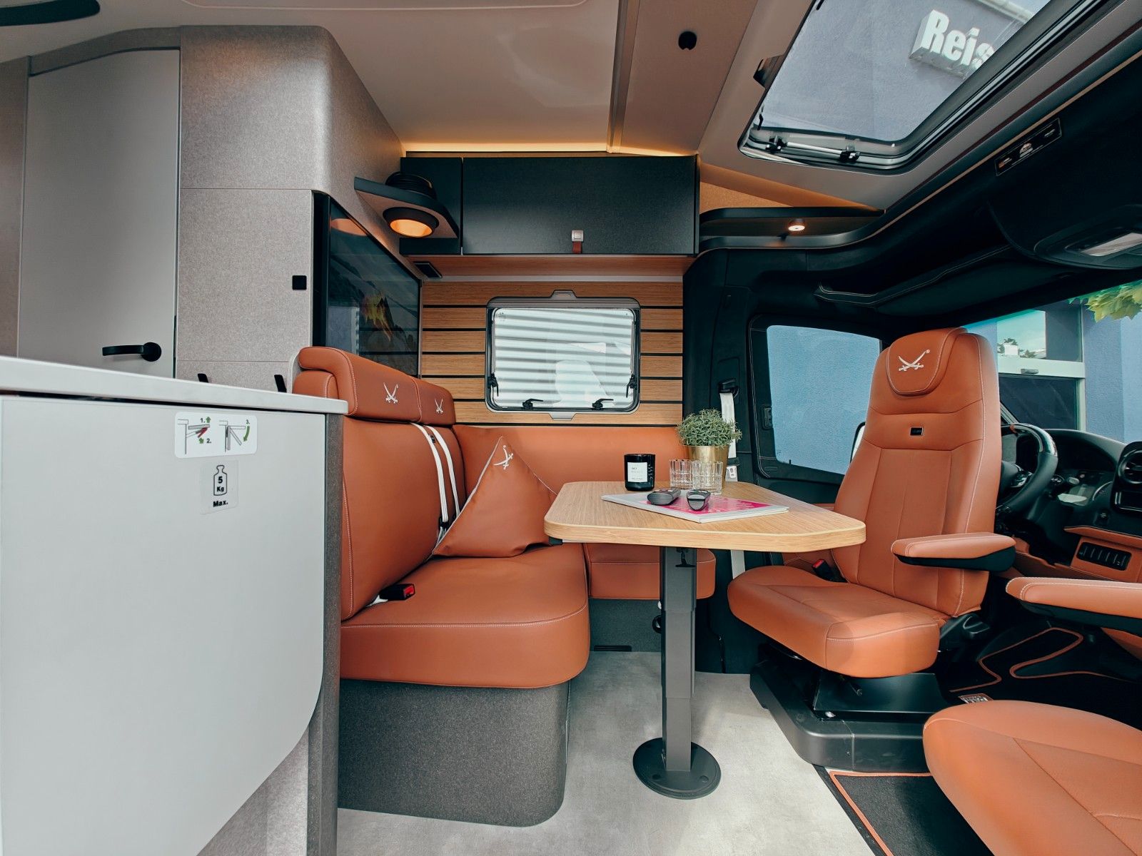 Fahrzeugabbildung HYMER / ERIBA / HYMERCAR ML-T 580 4x4² RSX - SANSIBAR® LTD.