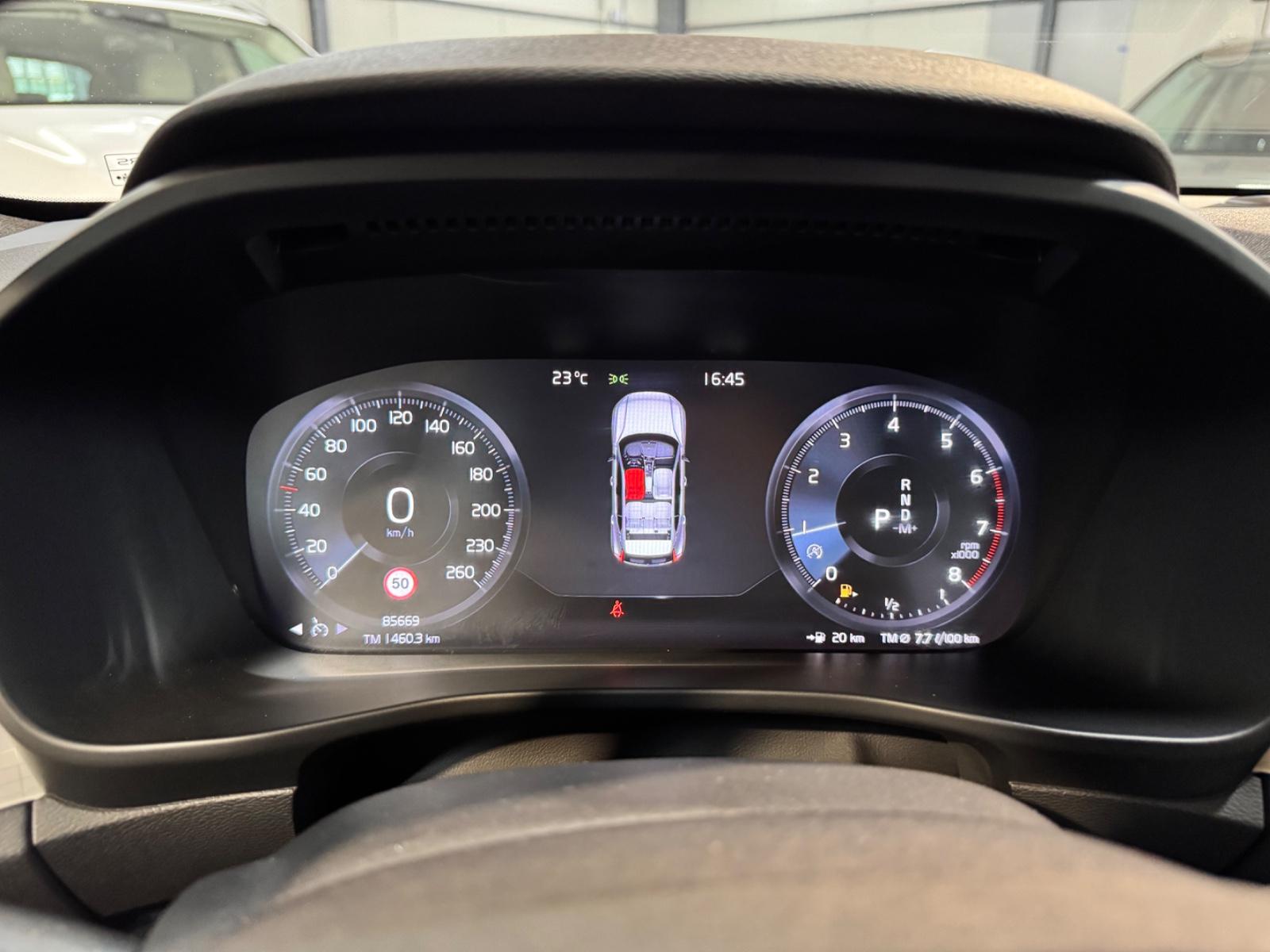 Volvo XC40 Momentum 2WD APPS*MEMORY*WINTER*BUSINESS