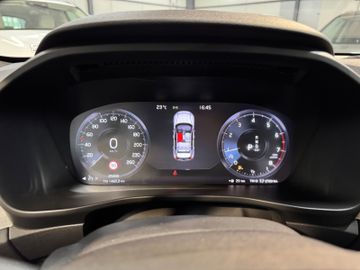 Volvo XC40 - 12