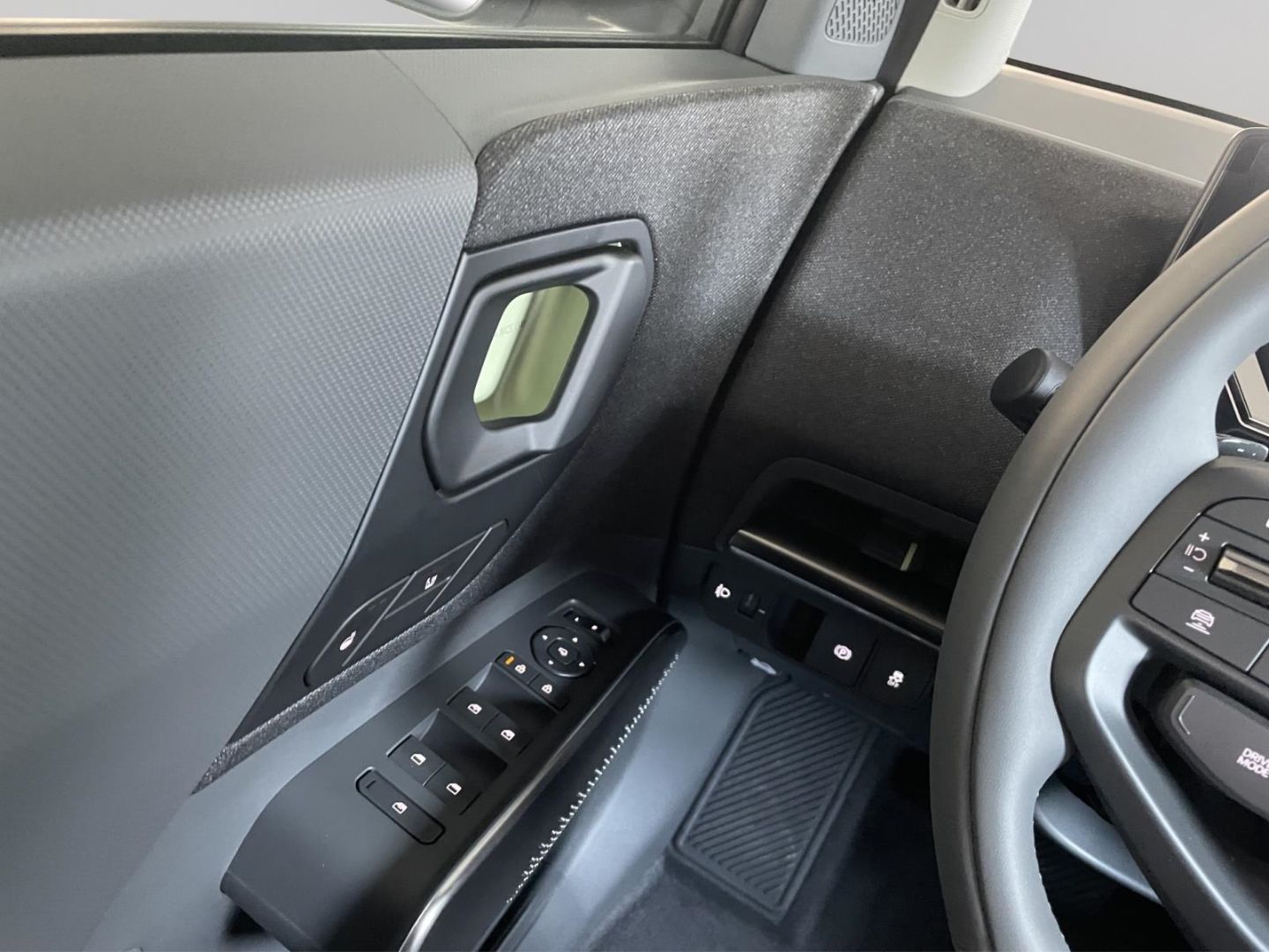 Fahrzeugabbildung Kia EV2 42,2-kWh Earth 4Sitze Tempomat Kamera DAB