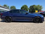 BMW 540 5 Limousine 540 i M Sport/Hud/Leder/SHZ/Led - blaue BMW 540