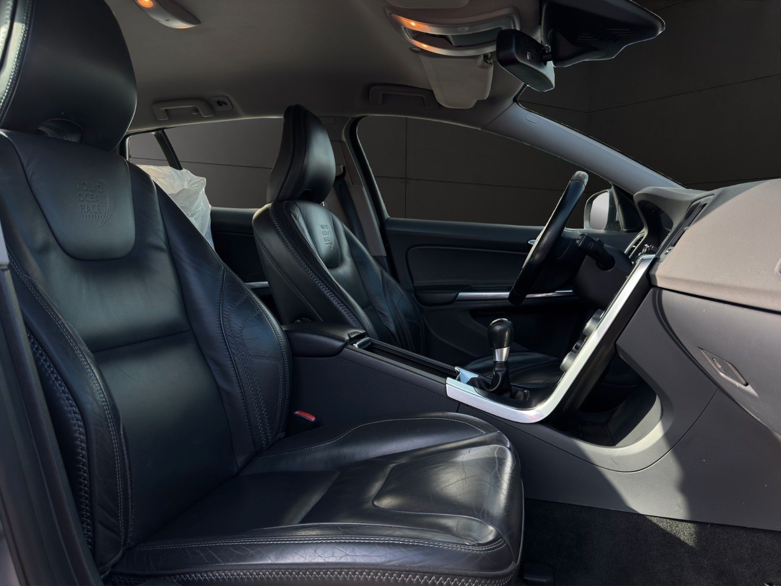 Fahrzeugabbildung Volvo V60 Kombi Ocean Race/Sitzheitzung/