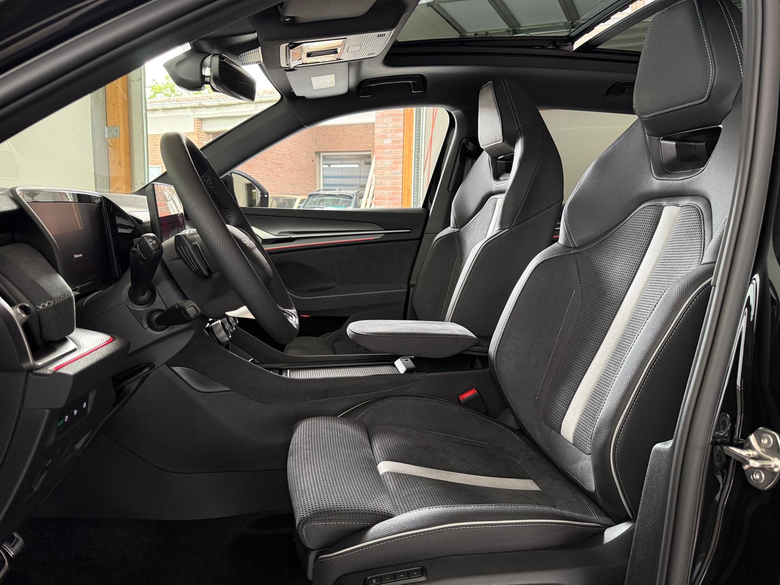 Skoda Kodiaq iV Sportline - Pano/AHK/ACC/CarPlay