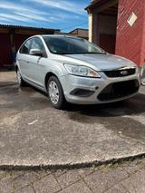 Ford Focus 1.6 Benzin - technisch top - id... - Ford Focus aus 2009: 1.6