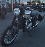 Triumph Bonneville T 120 Custom - TRIUMPH CUSTOM