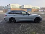 BMW 320xd Touring M Paket / Pano / AHK / 8-Fach - gebrauchte BMW 320 aus dem Jahr 2024