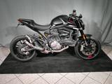 Ducati Monster 937 Dark Stealth, 1. Hand, SC Project - DUCATI MONSTER DARK