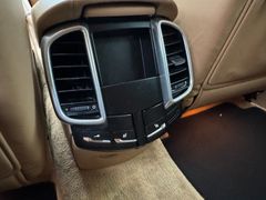 PORSCHE Cayenne Turbo PORSCHE Cayenne Turbo