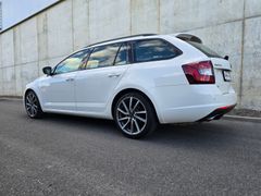 SKODA Octavia Combi RS 4x4 2.0TDI 184PS DSG AHK