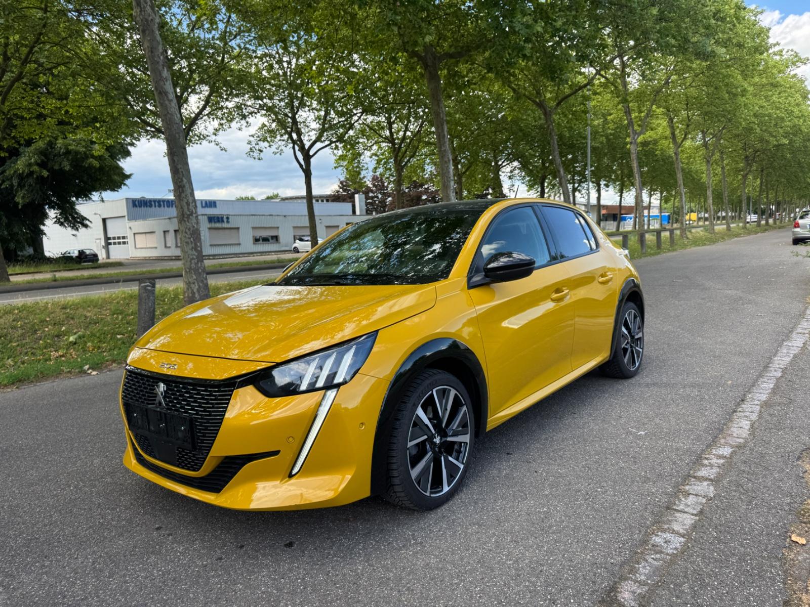 Peugeot 208 GT