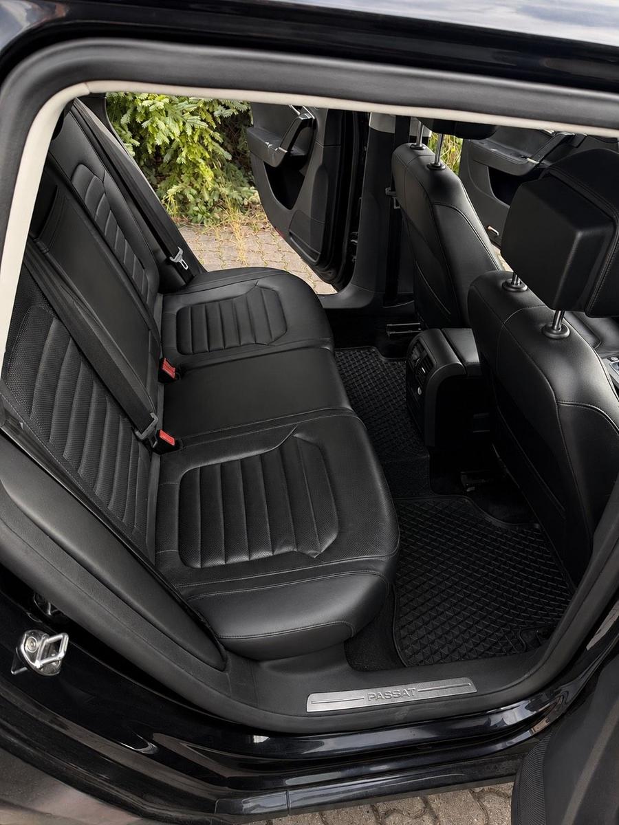 Volkswagen Passat 2011 — photo 9