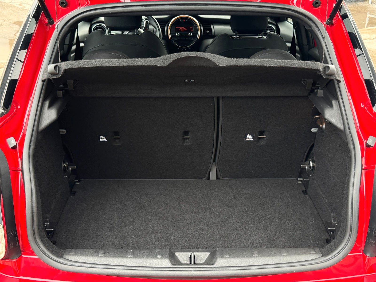 Fahrzeugabbildung MINI Cooper Temp. Komfortzugang JCW H&K PDC SHZ BLT